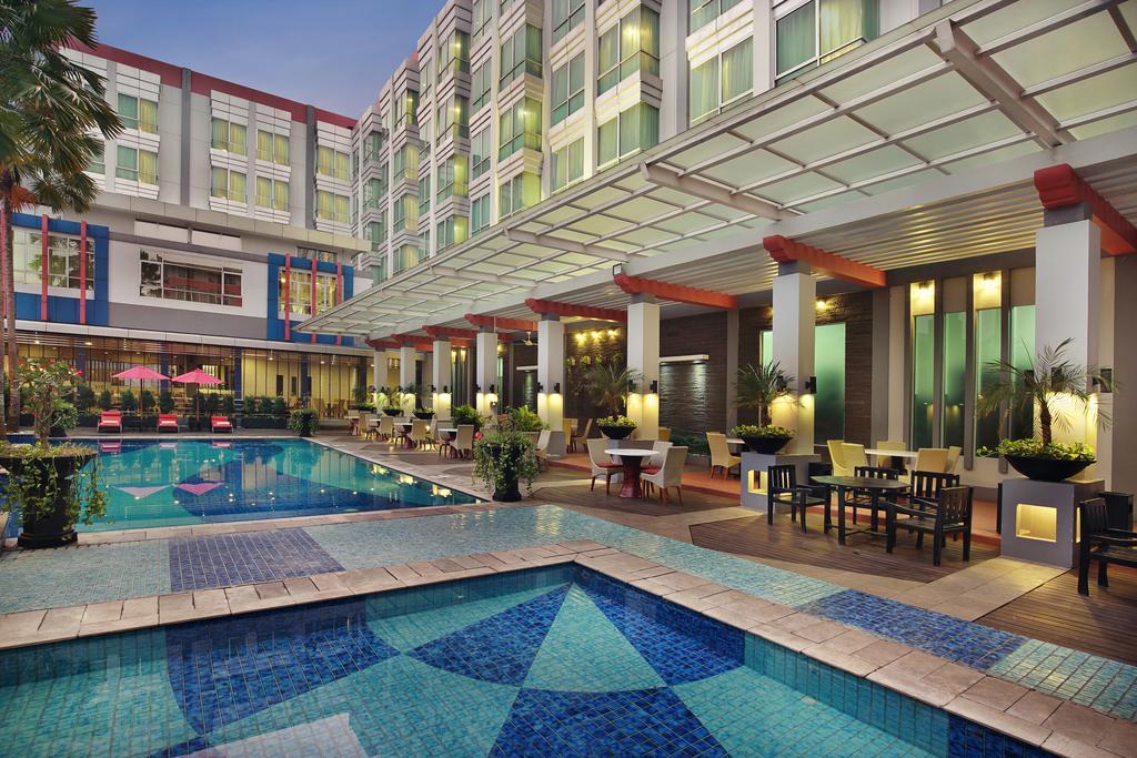 Mercure Pontianak City Center Dış mekan fotoğraf